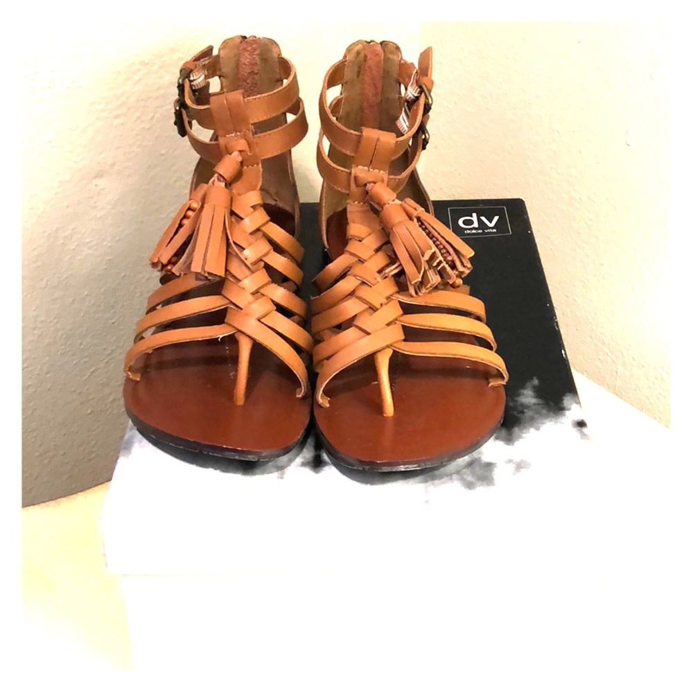 Dolce Vita NBW braided leather sandals